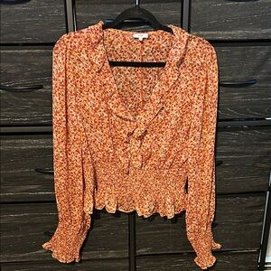 Elegant Floral Smocked Blouse - Red